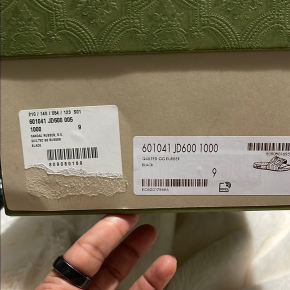 Men’s Gucci Black Slip-On slides with Iconic Design new with tags - Picture 2 of 5